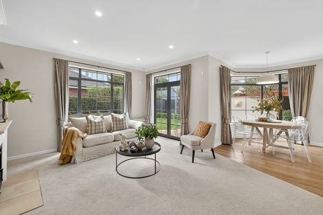 Photo of property in 106 Hamilton Avenue, Ilam, Christchurch, 8041