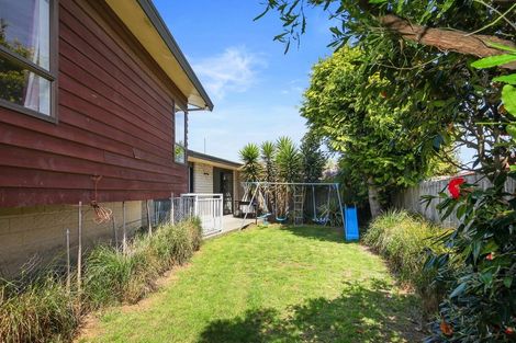 Photo of property in 8 Veitches Road, Bishopdale, Christchurch, 8053