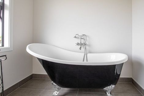 Photo of property in 57 Golden Road, Springvale, Alexandra, 9393