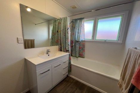 Photo of property in 2/15 Bowen Street, Upper Riccarton, Christchurch, 8041