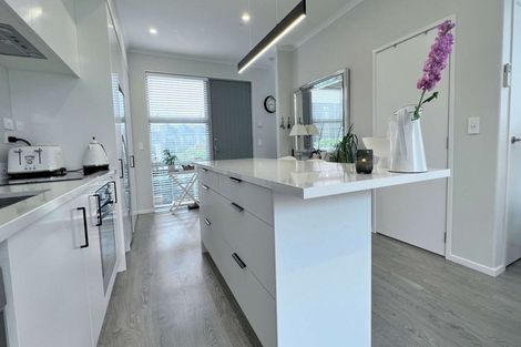 Photo of property in 20 Oioi Road, Hobsonville, Auckland, 0616