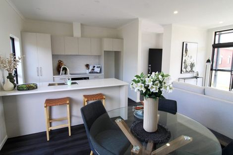 Photo of property in 9a Riverbank Road, Wanaka, 9382