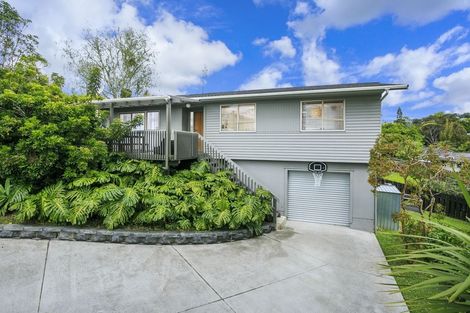 Photo of property in 20 Pavola Grove, Glenfield, Auckland, 0629