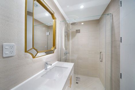 Photo of property in 9b Lomond Street, Takapuna, Auckland, 0622