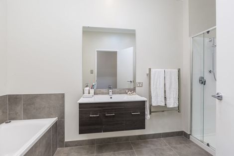 Photo of property in 8 Poaka Road, Hobsonville, Auckland, 0618