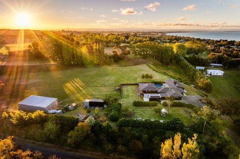 Photo of property in 10 Charlton Road, Te Awanga, 4102