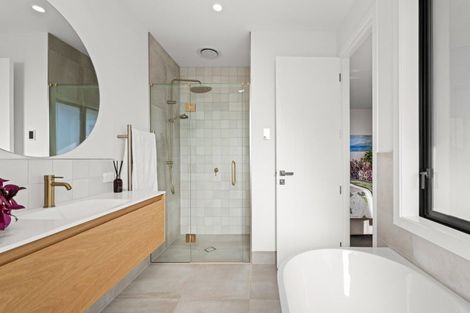 Photo of property in 68 Breadalbane Avenue, Havelock North, 4130