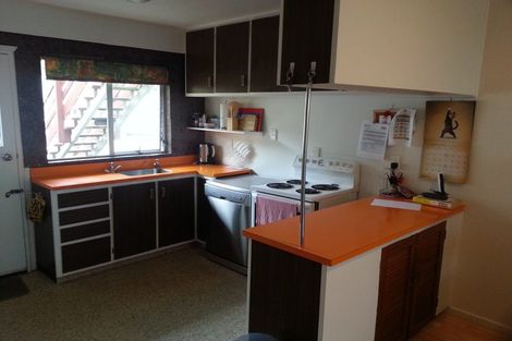 Photo of property in 201u2 Derwent Street, Island Bay, Wellington, 6023