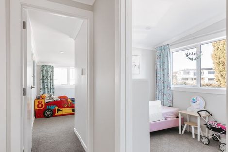 Photo of property in 12 Mcdonnell Street, Omokoroa, 3114