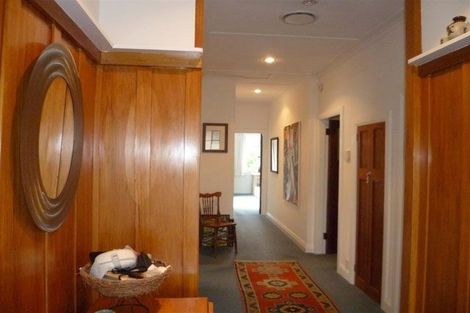 Photo of property in 61 Creswick Terrace, Northland, Wellington, 6012