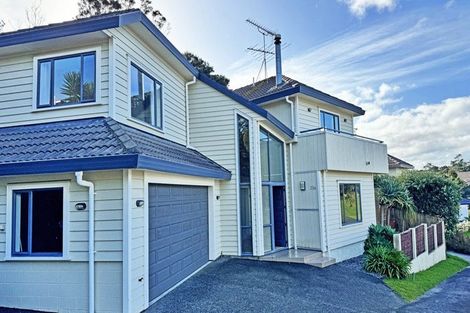 Photo of property in 35 John Court Street, Birkenhead, Auckland, 0626
