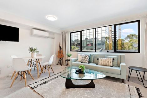 Photo of property in 83m Hill Street, Thorndon, Wellington, 6011