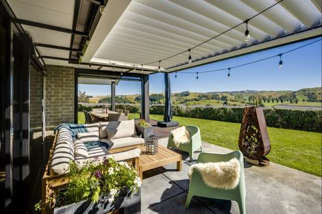 Photo of property in 44 Kopaki Bay Road, Puketapu, Napier, 4182