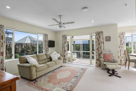 Photo of property in 12 Seymour Street, Hornby, Christchurch, 8042