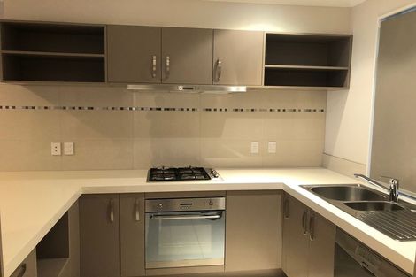 Photo of property in 96 Flat Bush School Road, Flat Bush, Auckland, 2019
