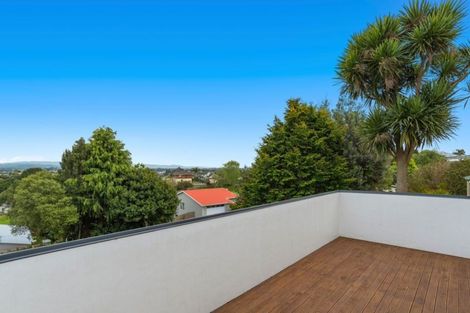 Photo of property in 11 Meander Drive, Welcome Bay, Tauranga, 3112