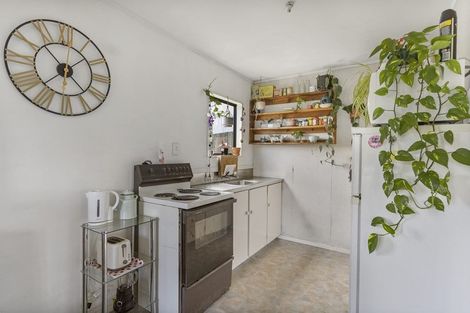 Photo of property in 45 Withers Road, Glen Eden, Auckland, 0602