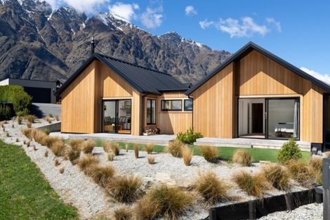Photo of property in 43 Mcadam Drive, Jacks Point, Queenstown, 9371