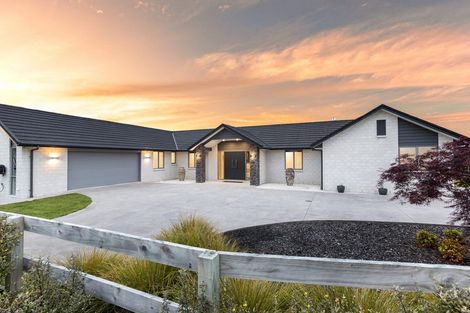 Photo of property in 51 Baxter Michael Crescent, Cambridge, 3434
