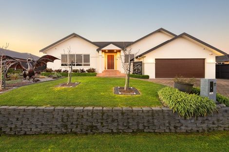 Photo of property in 17 Strathconnan Court, Rototuna, Hamilton, 3210