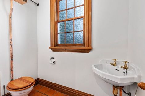 Photo of property in 23 Inglis Street, Seatoun, Wellington, 6022