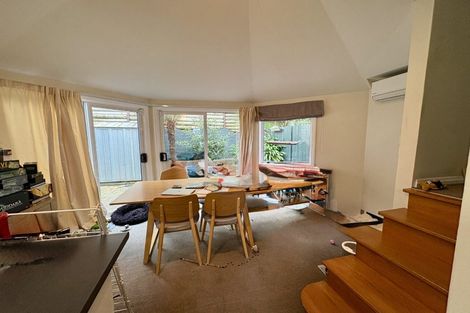 Photo of property in 2 Yale Road, Mount Cook, Wellington, 6021