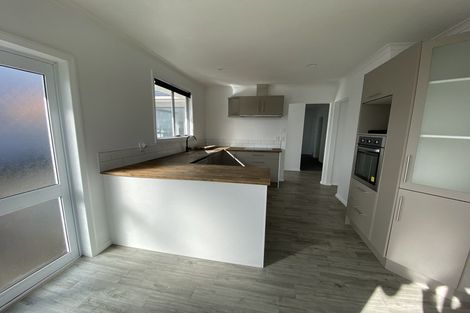 Photo of property in 41b Celia Street, Stratford, 4332