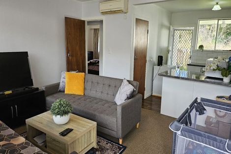 Photo of property in 10f3 Rawson Street, Tawa, Wellington, 5028