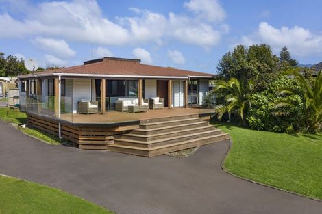 Photo of property in 23 Cliff Street, Raglan, 3225