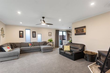 Photo of property in 132 Hagart-alexander Drive, Mosgiel, 9024