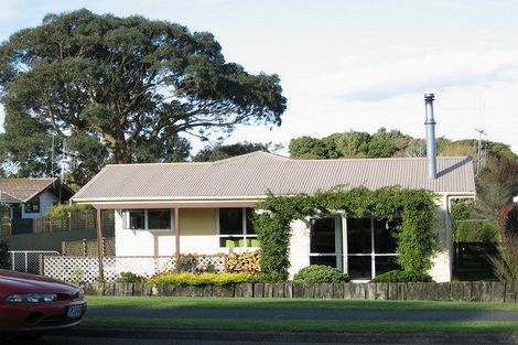Photo of property in 37 Tutaenui Road, Marton, 4710