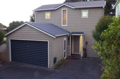 Photo of property in 2a/66 Seaview Road, Glenfield, Auckland, 0629