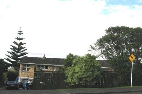 Photo of property in 125 Glengarry Road, Glen Eden, Auckland, 0602