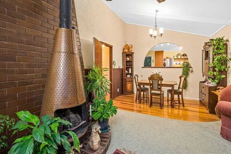 Photo of property in 424 Don Buck Road, Massey, Auckland, 0614