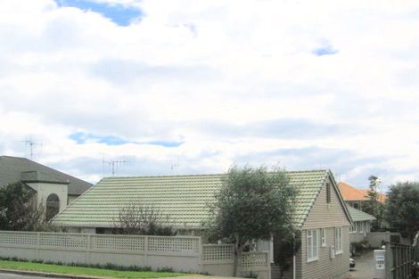 Photo of property in 127b Oceanview Road, Mount Maunganui, 3116