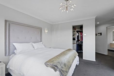 Photo of property in 29 Whitcombe Place, Darfield, 7571