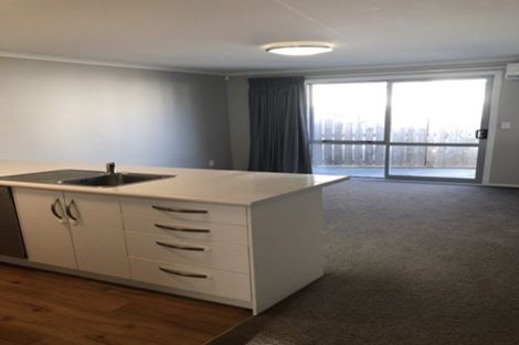 Photo of property in 27u2 Jones Crescent, Melville, Hamilton, 3206