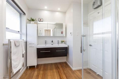 Photo of property in 53 Woolley Street, Avondale, Christchurch, 8061