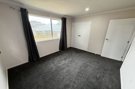 Photo of property in 20 Becker Drive, Weymouth, Auckland, 2103