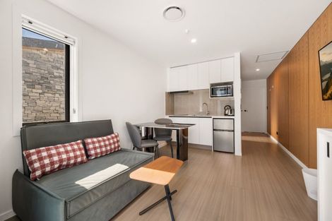 Photo of property in 43 Shortcut Road, Cromwell, 9310