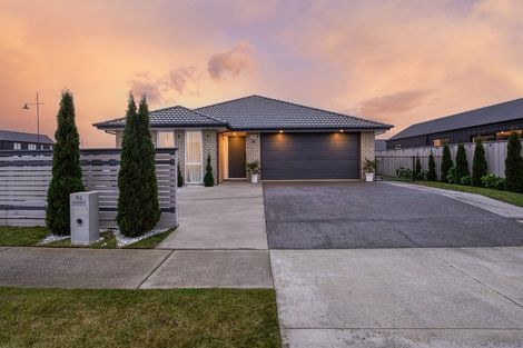 Photo of property in 85 Tiritiri Moana Drive, Pegasus, 7612