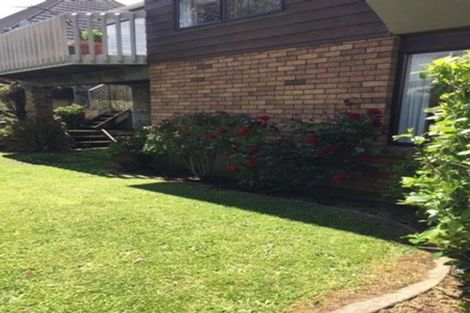Photo of property in 42 Lakewood Avenue, Churton Park, Wellington, 6037