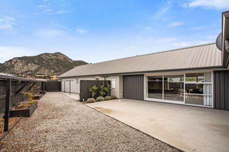 Photo of property in 7 Mallard Street, Albert Town, Wanaka, 9305