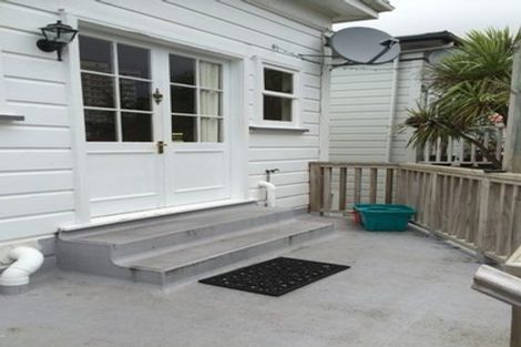 Photo of property in 16a Thompson Street, Mount Cook, Wellington, 6011