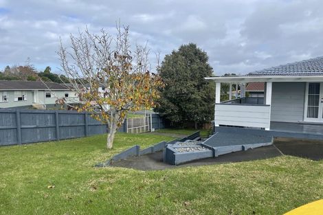 Photo of property in 1/73 Hellyers Street, Birkdale, Auckland, 0626