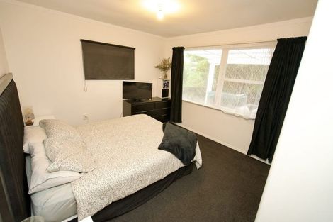 Photo of property in 9 Waterford Place, Westbrook, Palmerston North, 4412