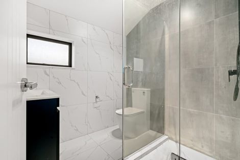 Photo of property in 15 Rosarina Lane, Takanini, 2112