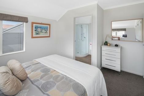 Photo of property in 51a Kemp Street, Kilbirnie, Wellington, 6022