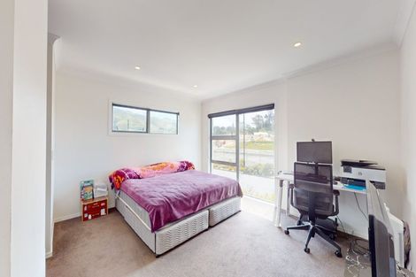 Photo of property in 9 Karearea Avenue, Kenepuru, Porirua, 5022