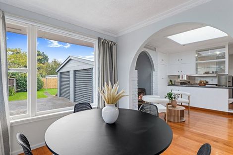 Photo of property in 24 Greendale Avenue, Avonhead, Christchurch, 8042